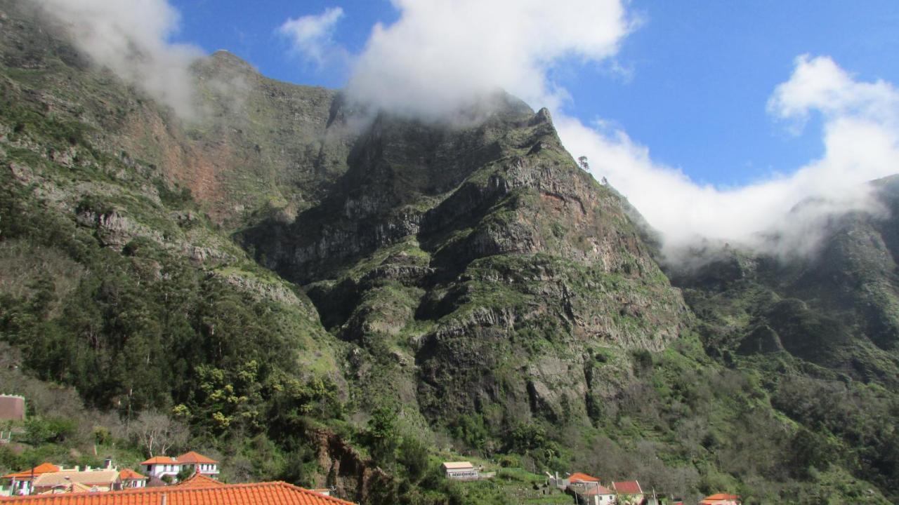 Valley Of Nuns Holiday Apartments Curral Das Freiras Exterior photo