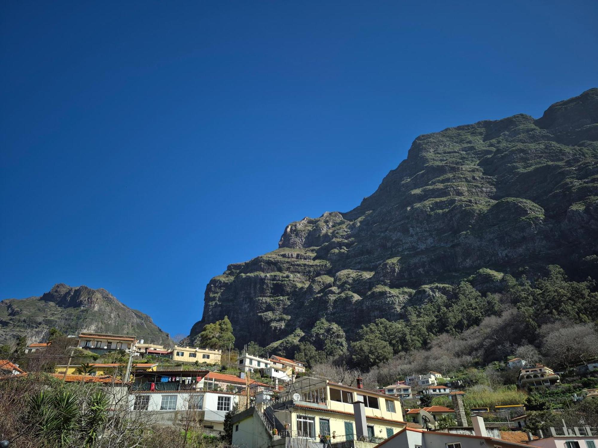Valley Of Nuns Holiday Apartments Curral Das Freiras Exterior photo
