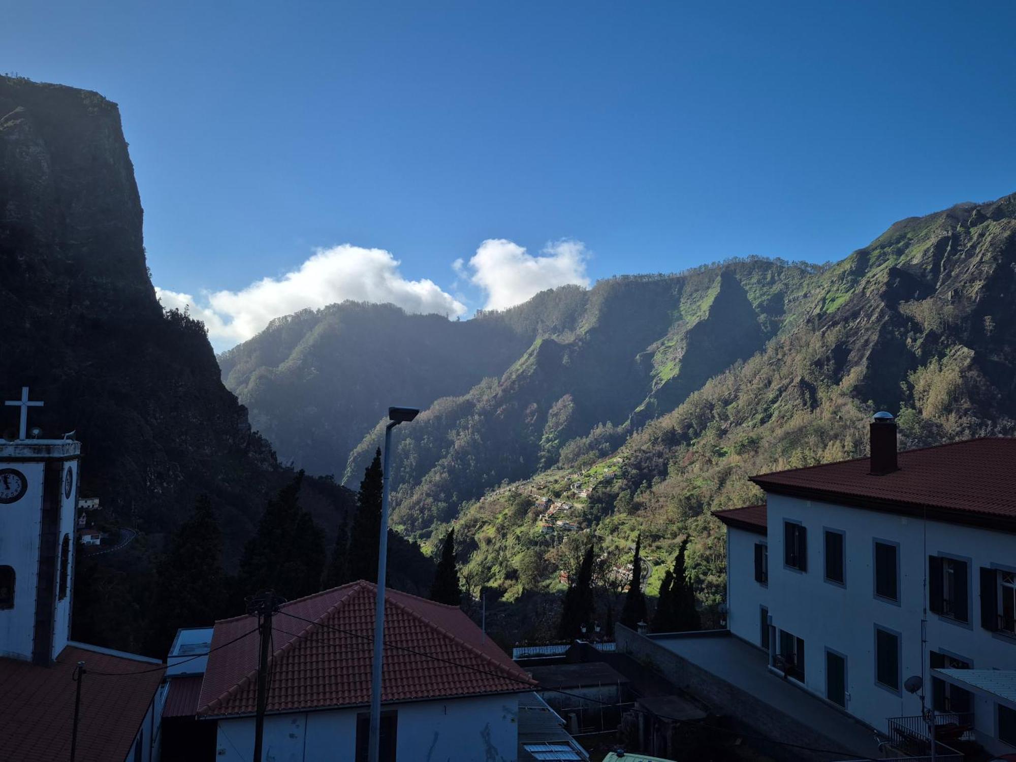 Valley Of Nuns Holiday Apartments Curral Das Freiras Exterior photo